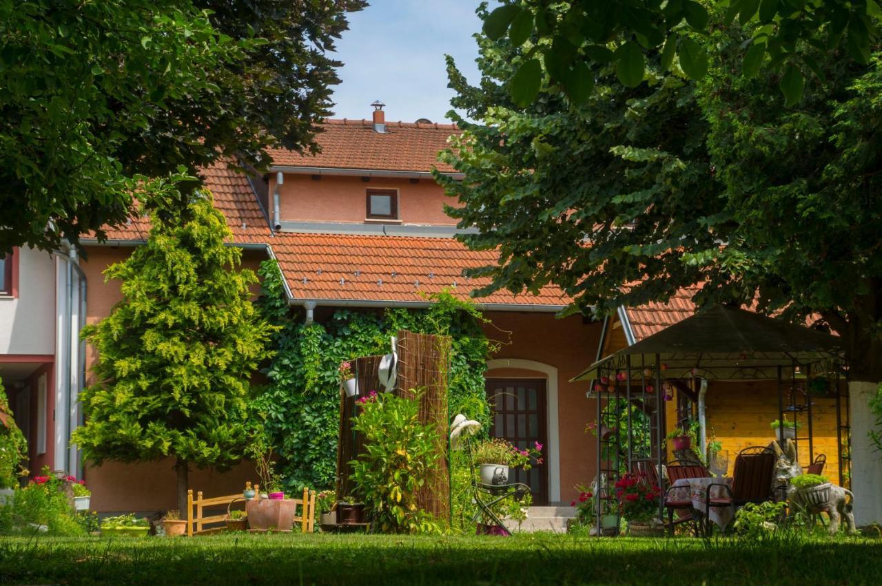 Apartments Suncani Ζάγκρεμπ Εξωτερικό φωτογραφία